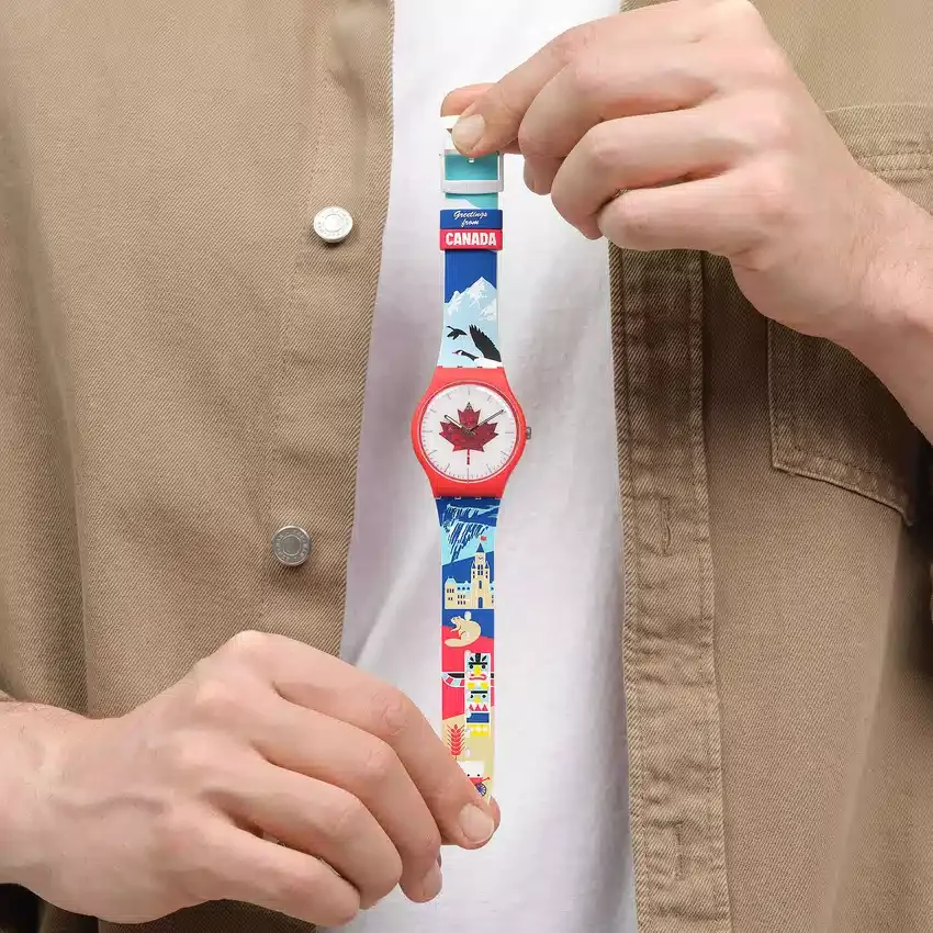 Canada, Eh? Pay!
